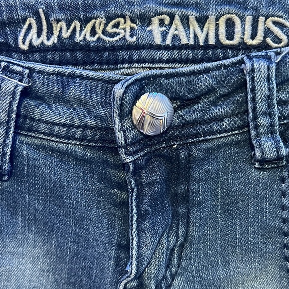 Almost Famous Blue Skinny Jeans with Fashionable Distressing - Picture 4 of 8
